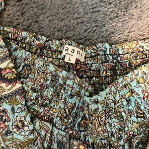 Cute boutique pants!